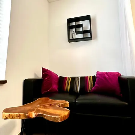 Apartment Beefree Cozy Mini Loft35 I Free Parking I Bus Stop *